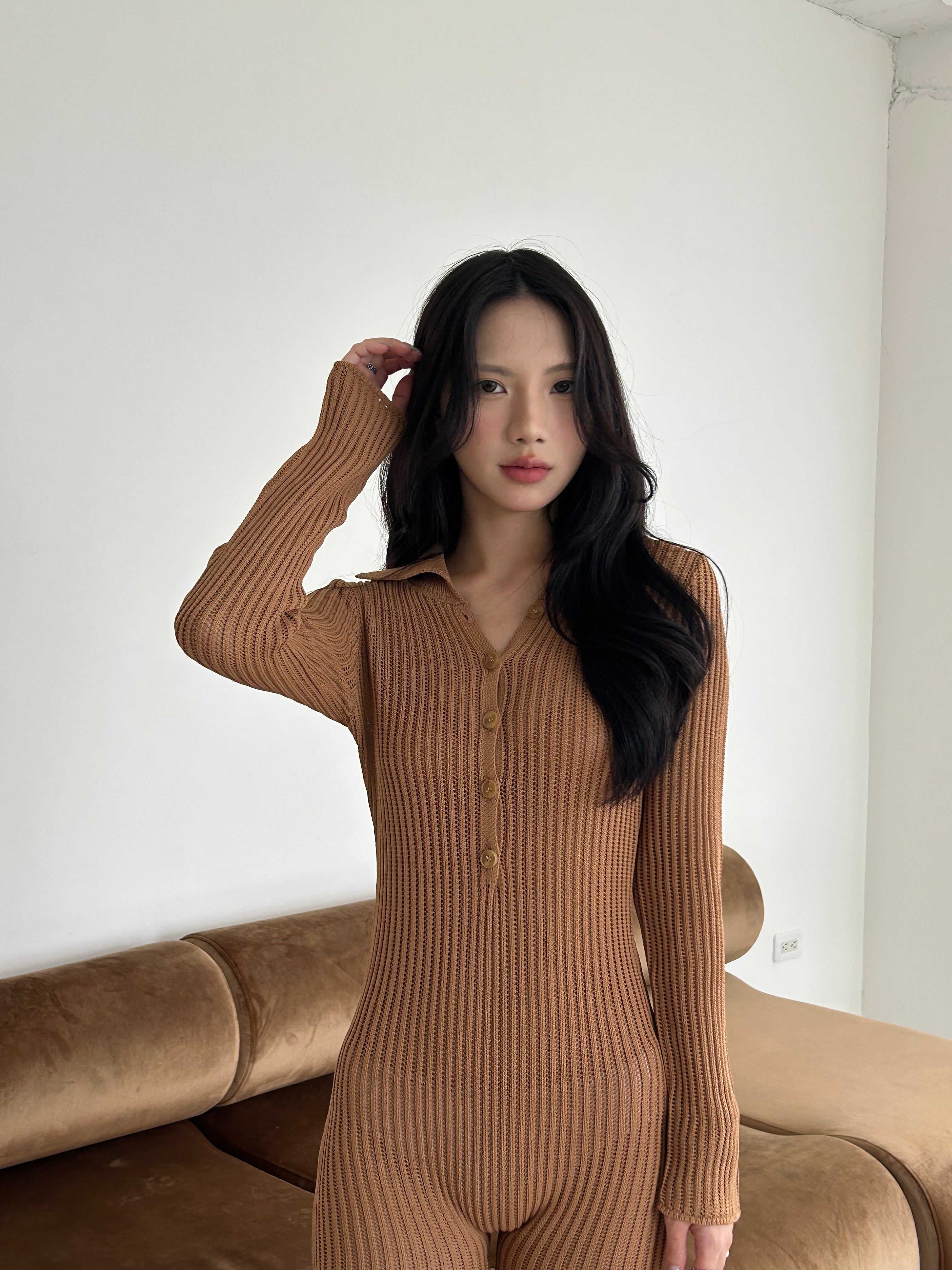 長袖針織連身褲<br>Long Sleeve Crochet Bodysuit