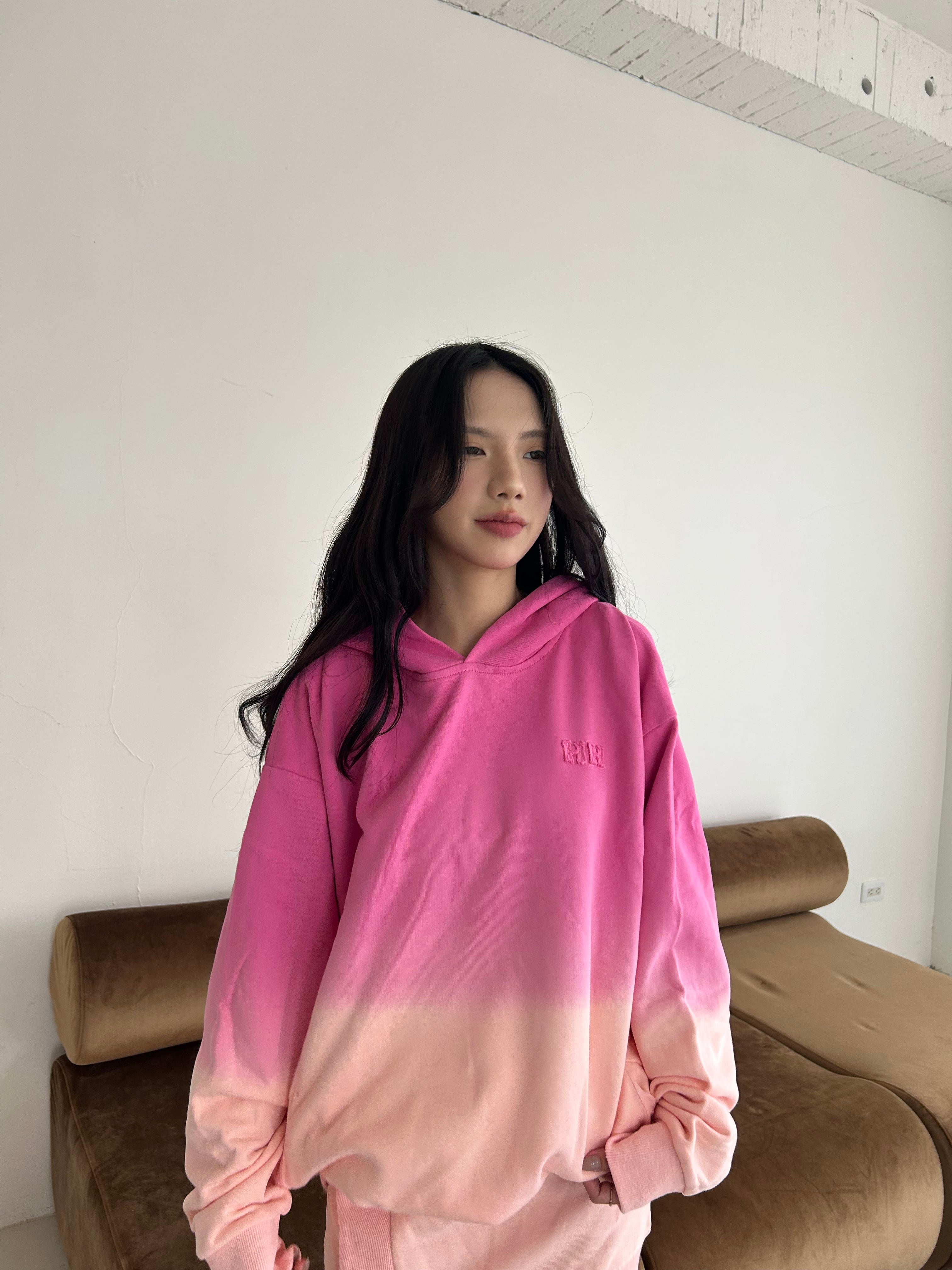 GRADIENT HOODIES