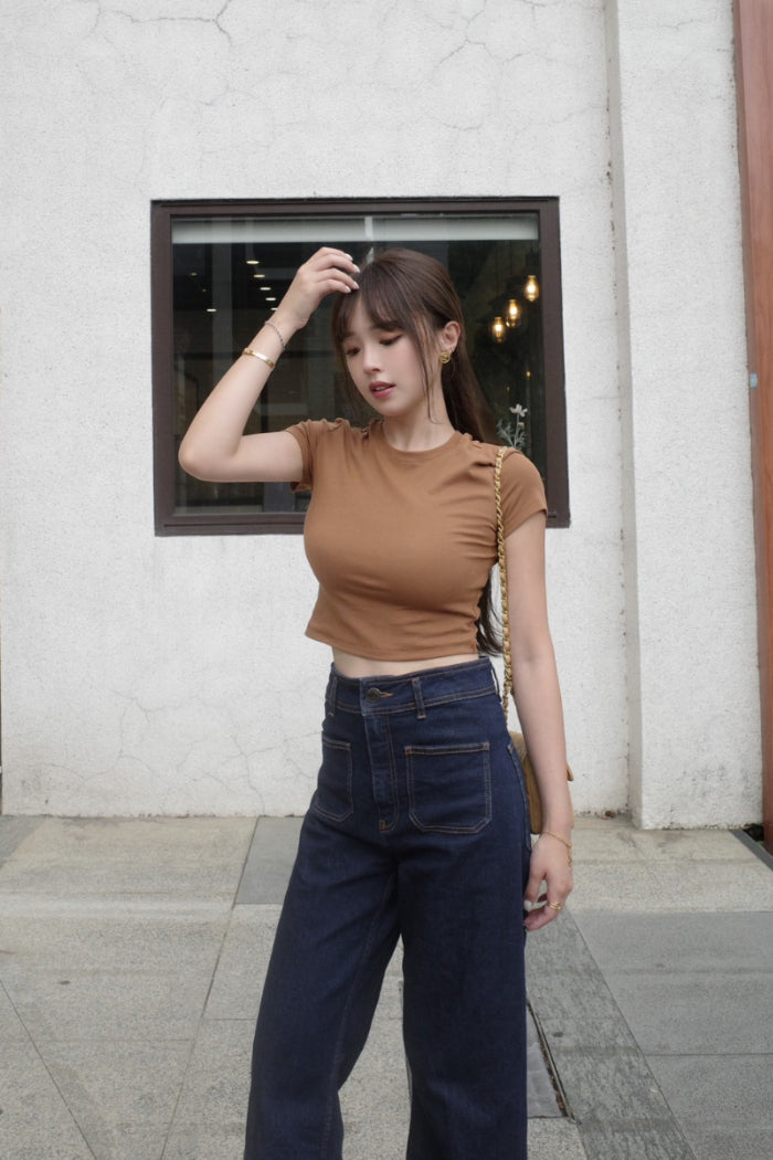 FITTED CROPPED TEE