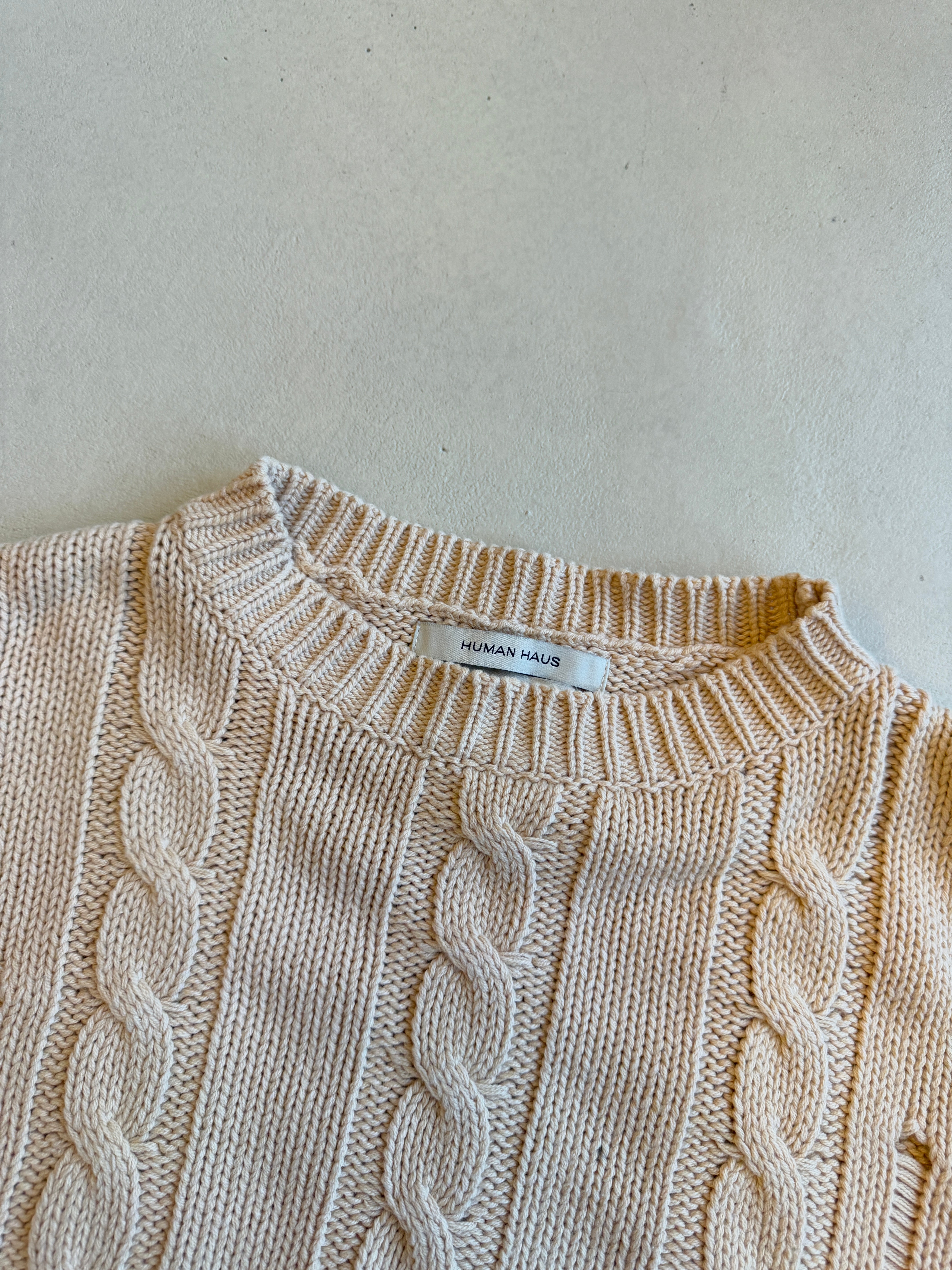 【拍照樣品】Cable Knit Cropped Sweater