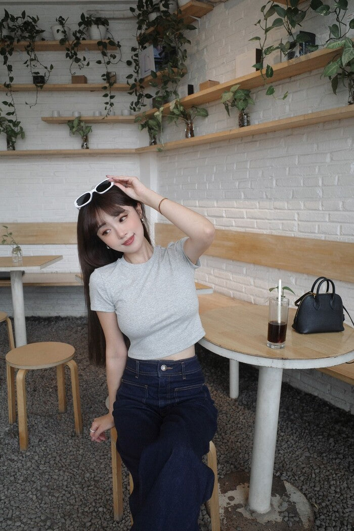 FITTED CROPPED TEE