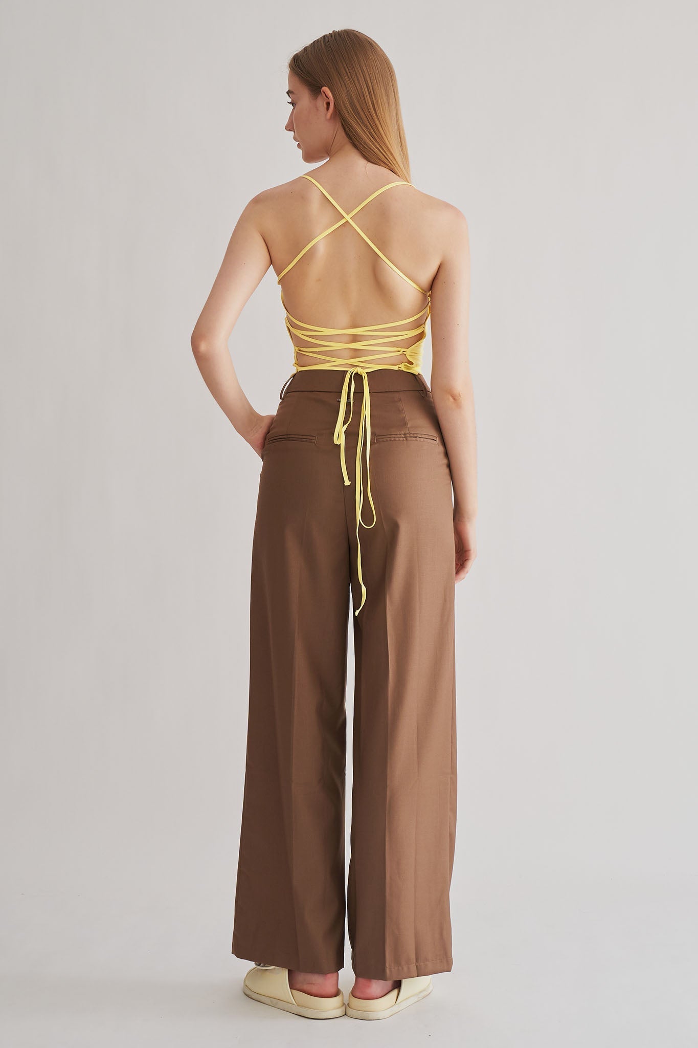 亞麻綁帶背心<br>Linen Cropped Top