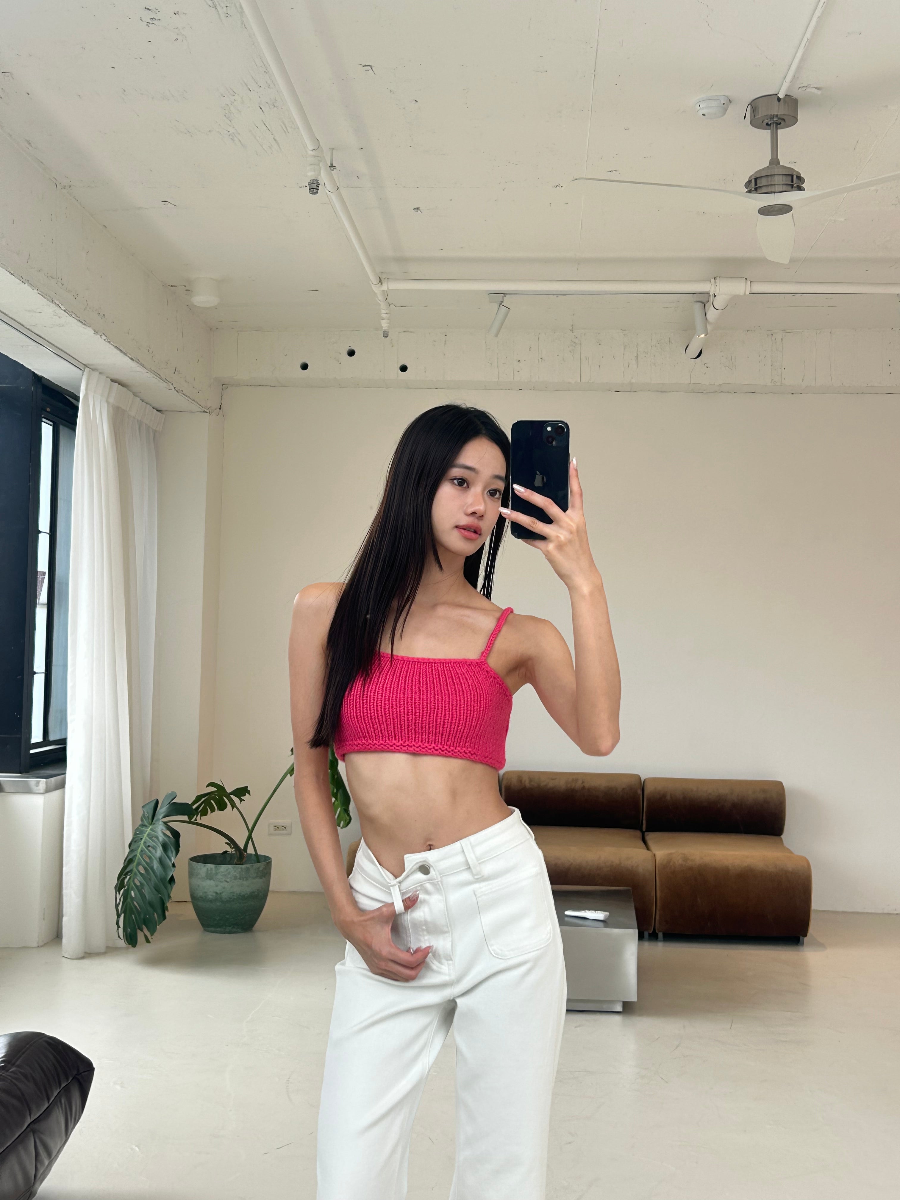 編織短版背心<br>Crochet Crop Top