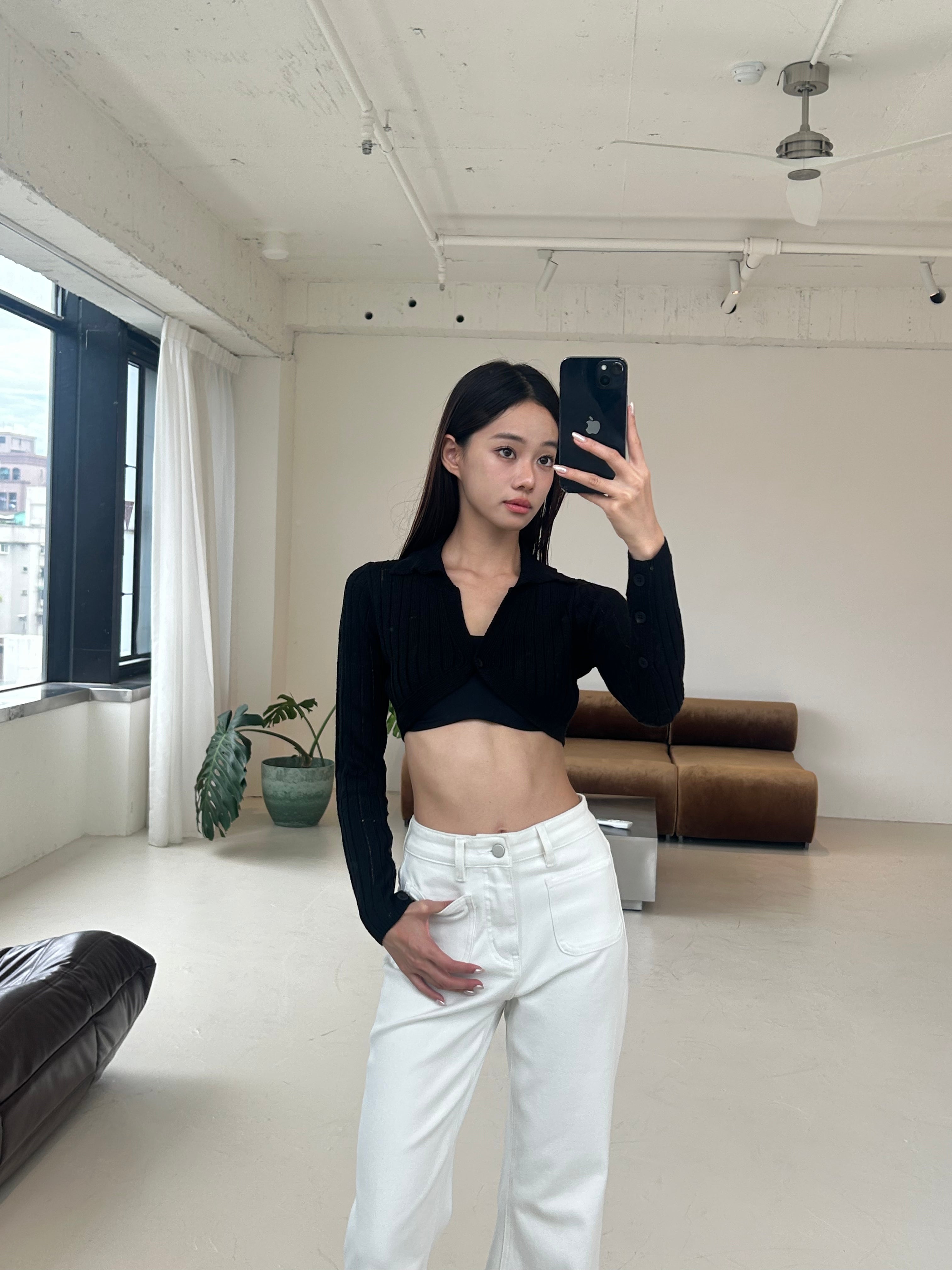 針織短版罩衫<br>Crochet Cardigan