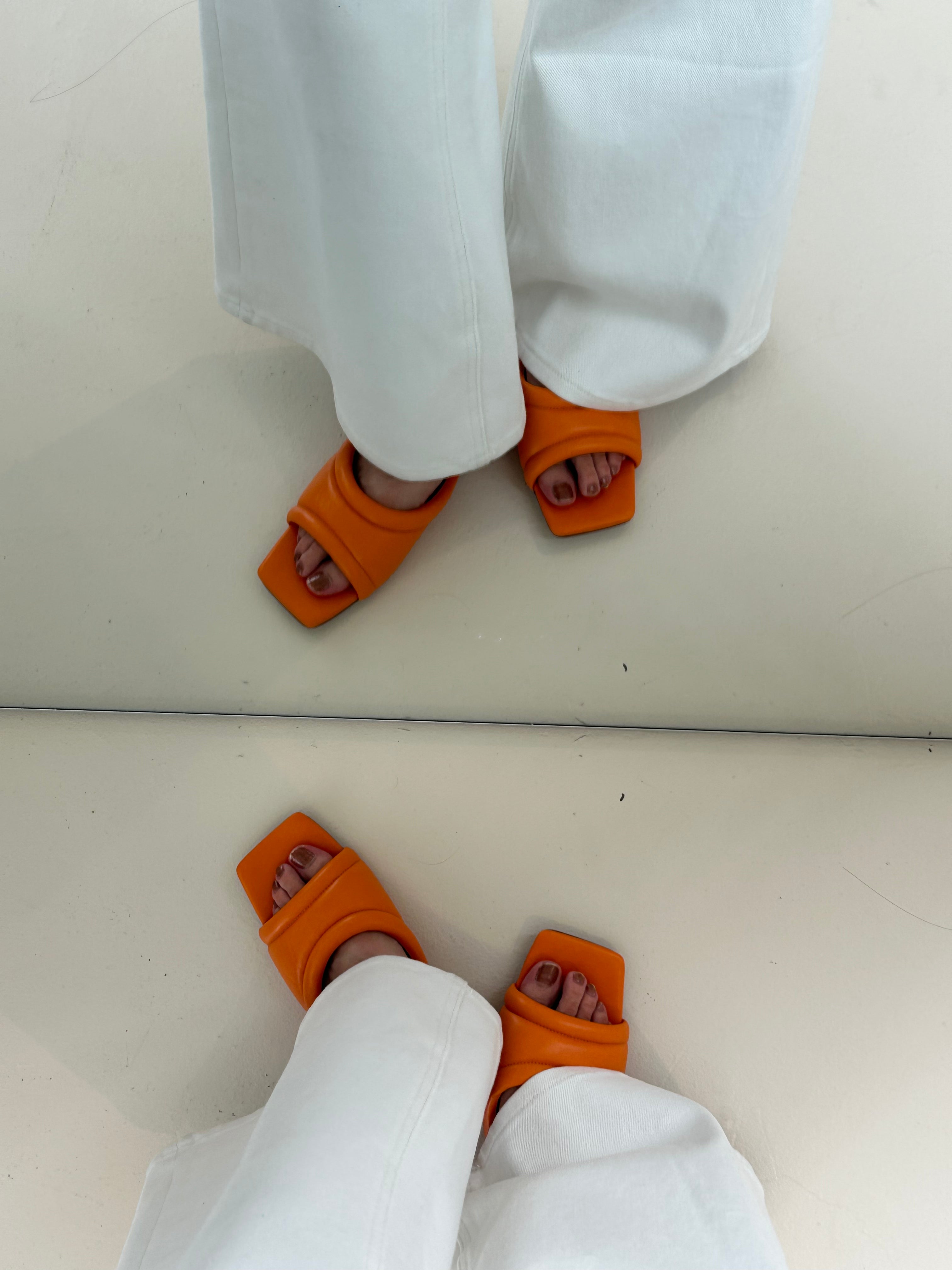 胖胖一字拖鞋<br>Padded Flat Sandal