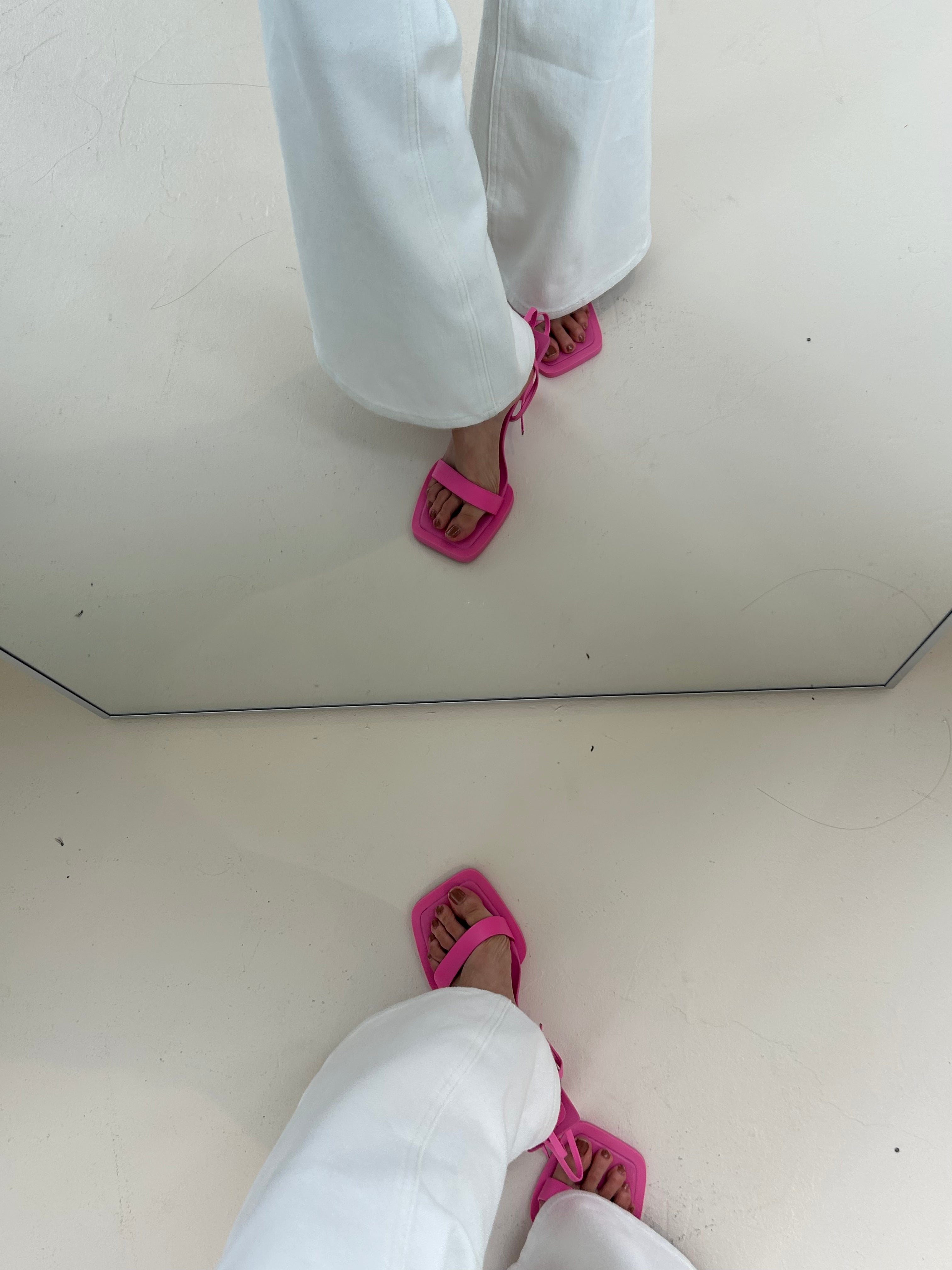 羅馬綁帶高跟涼鞋<br>Lace Up Heeled Sandal