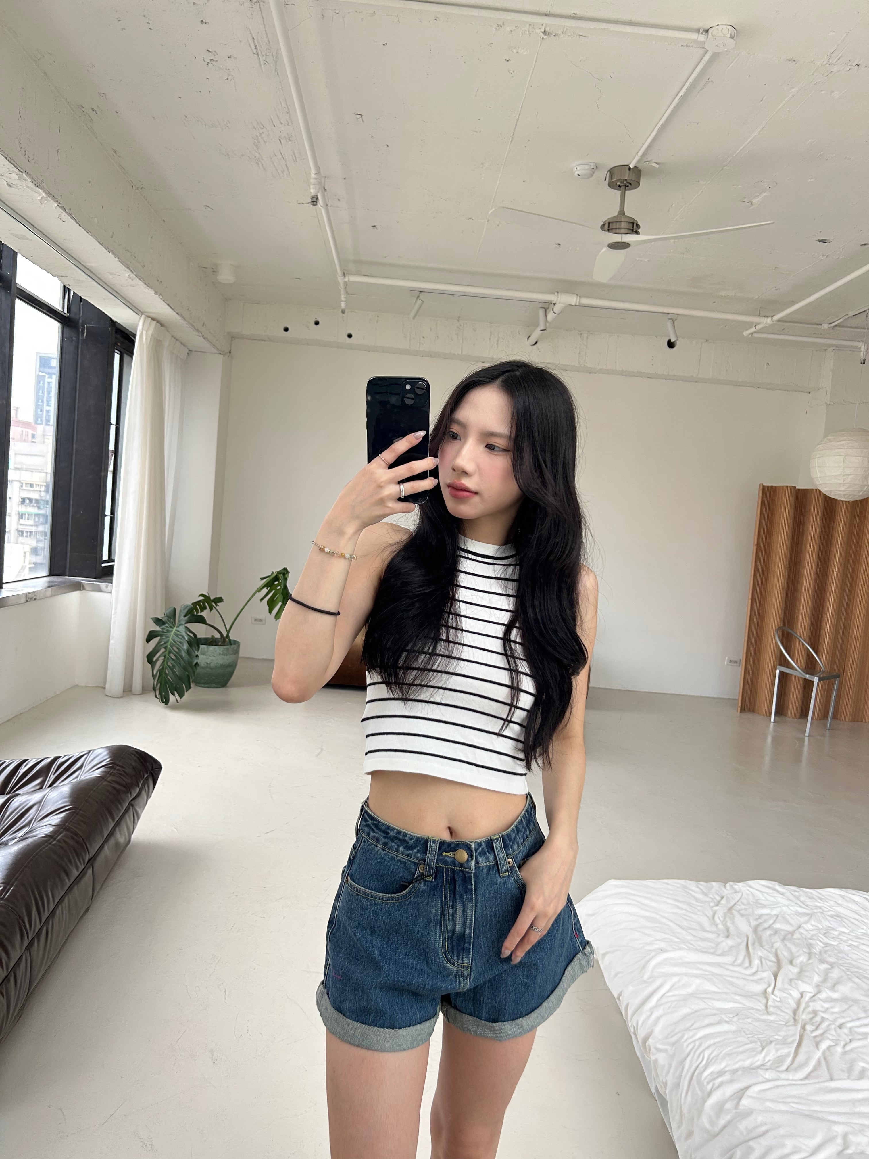 條紋針織背心<br>Striped Knit Tank Top