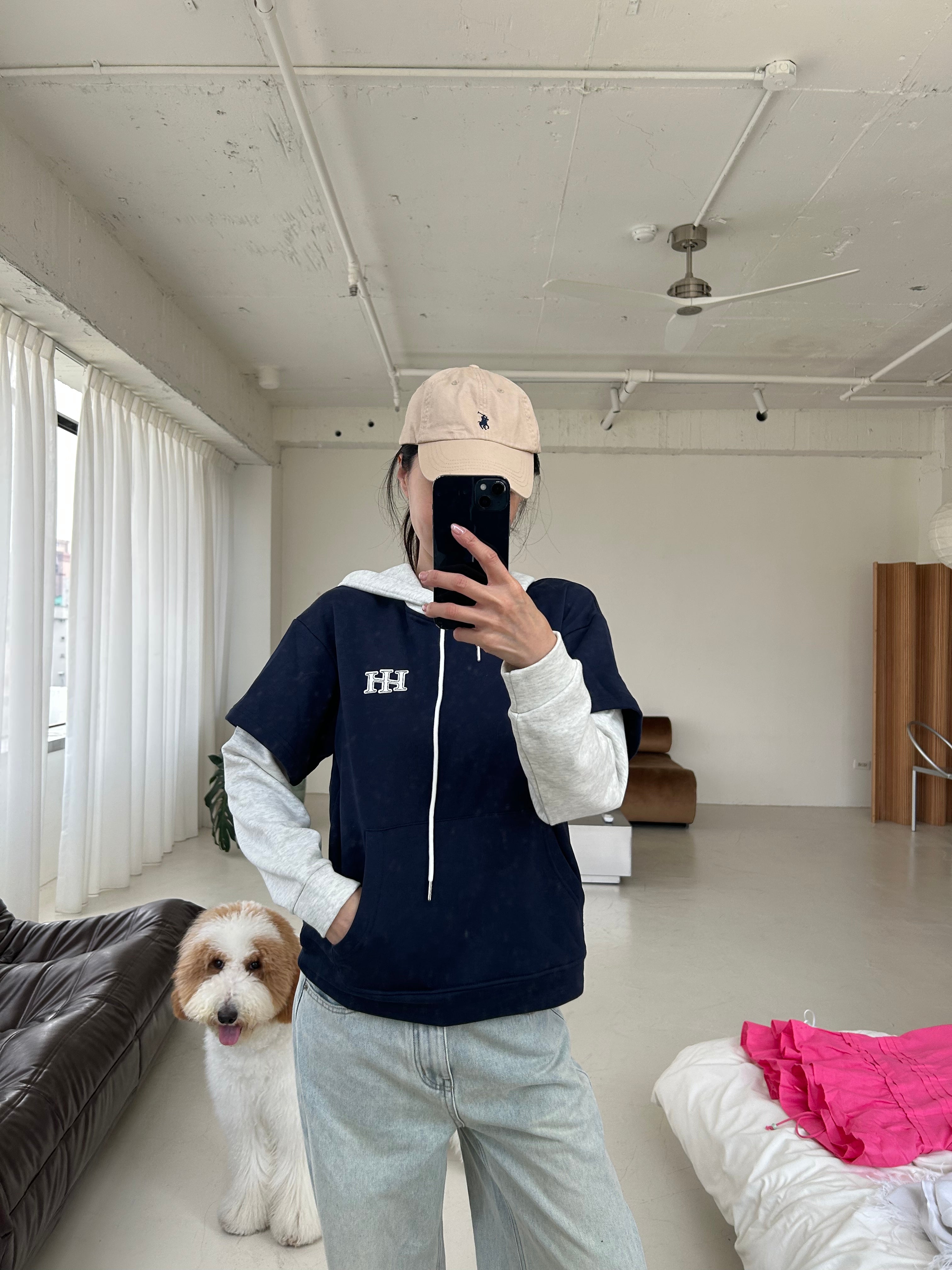 HH皮革標連帽TEE<br>Leather H Hoodie