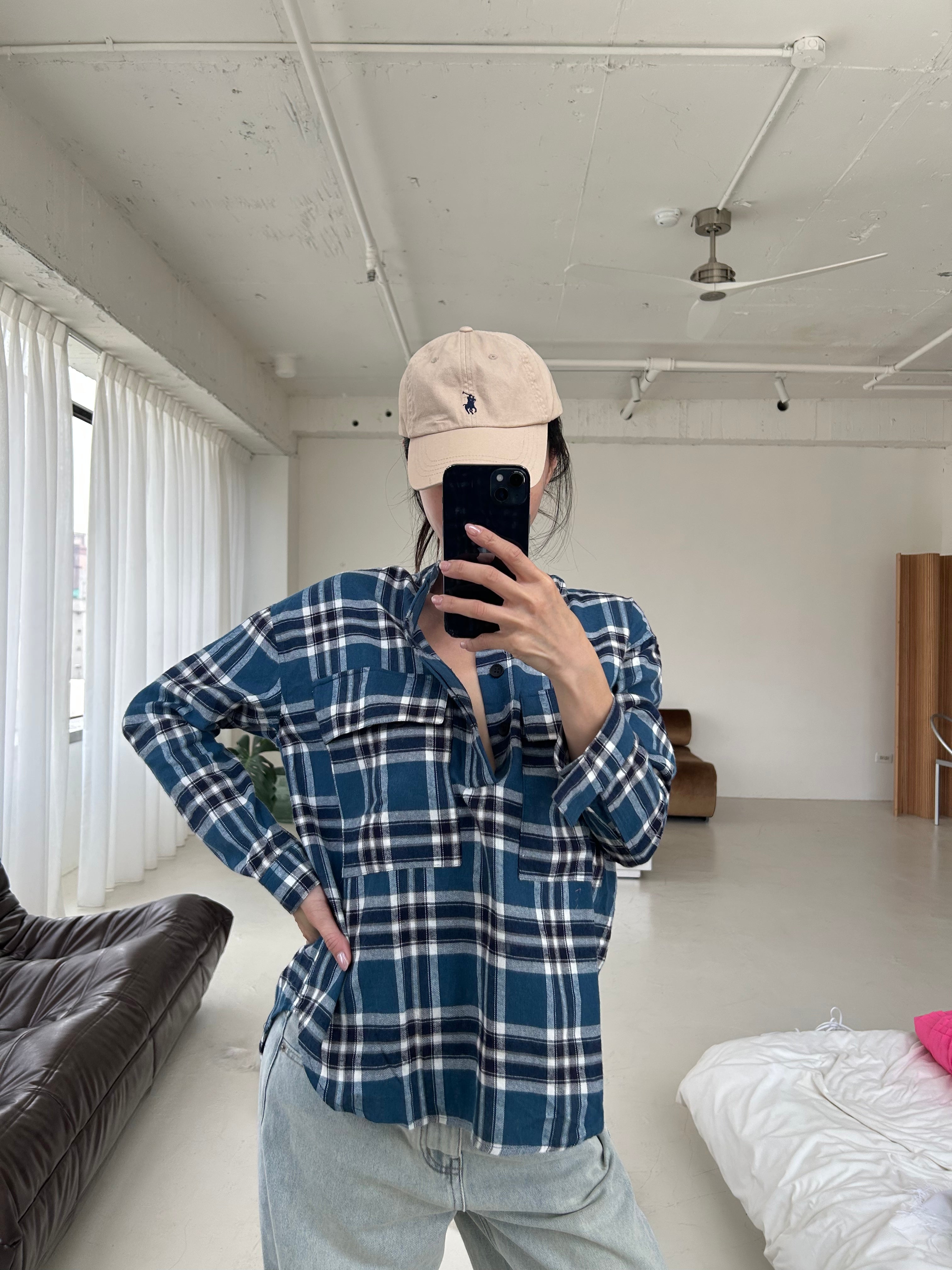 男友風格紋襯衫<br>Men's Plaid Shirt