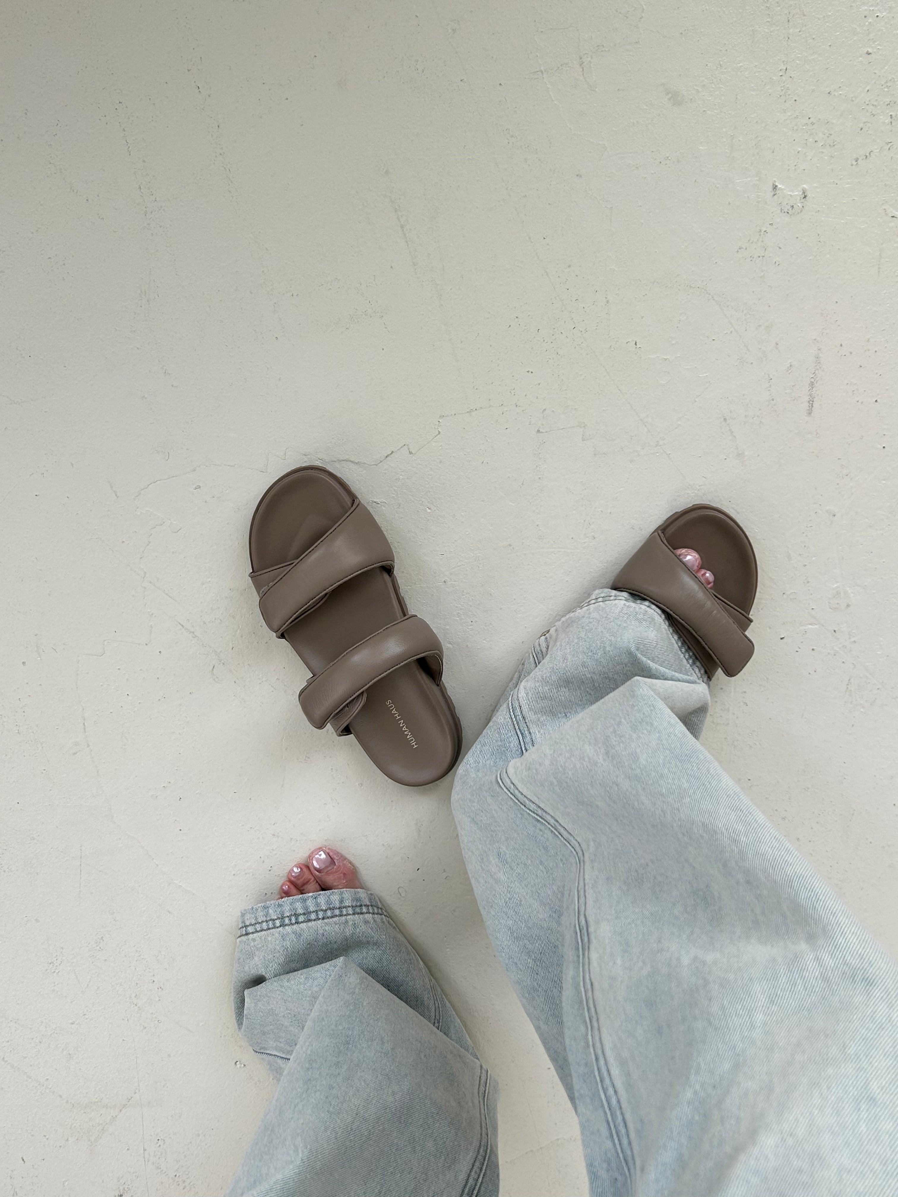 胖胖雙帶拖鞋<br>Touch Strap Flat Sandal