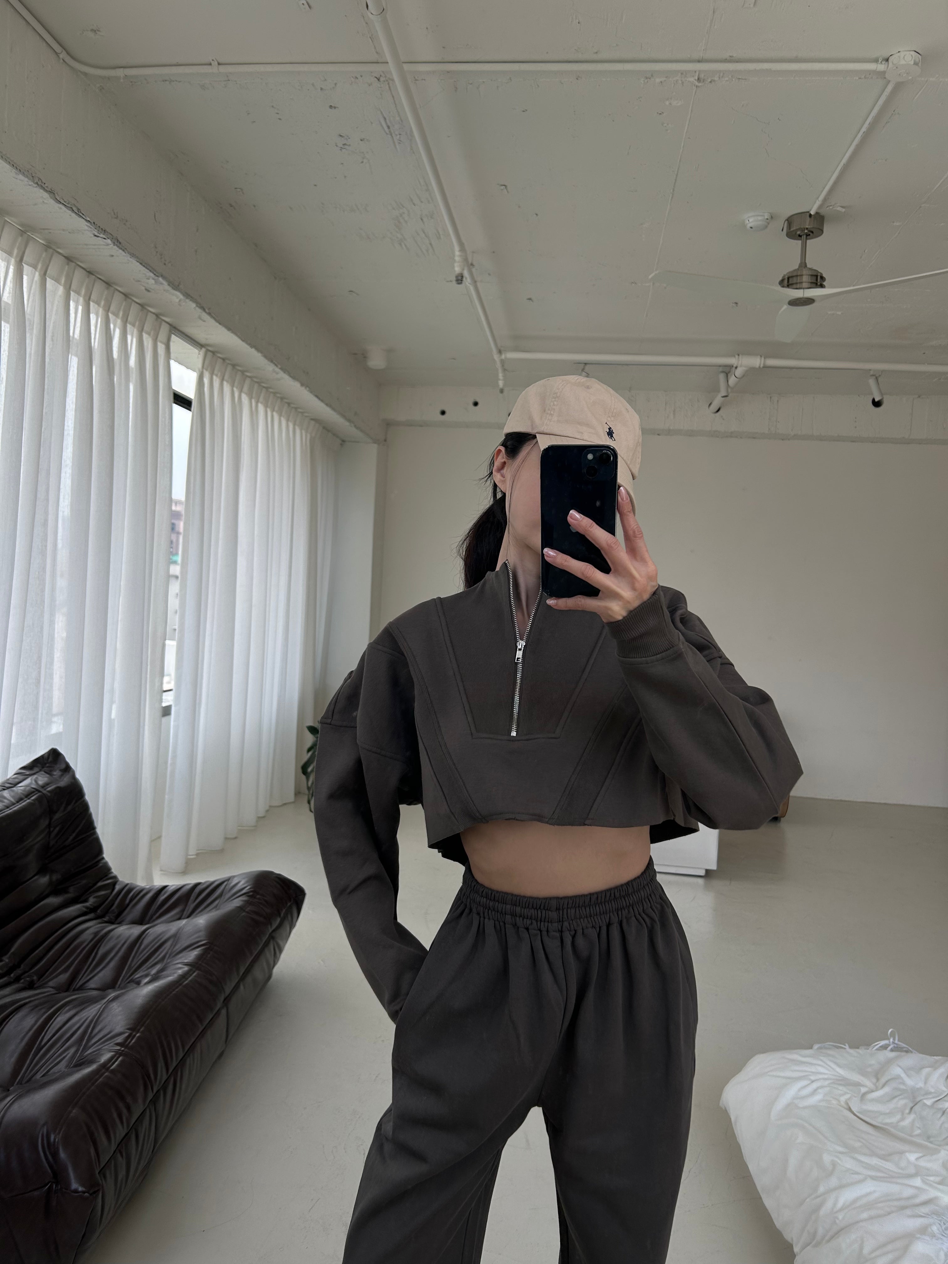 HH短版運動TEE<br>HH Sport Cropped Sweatshirt