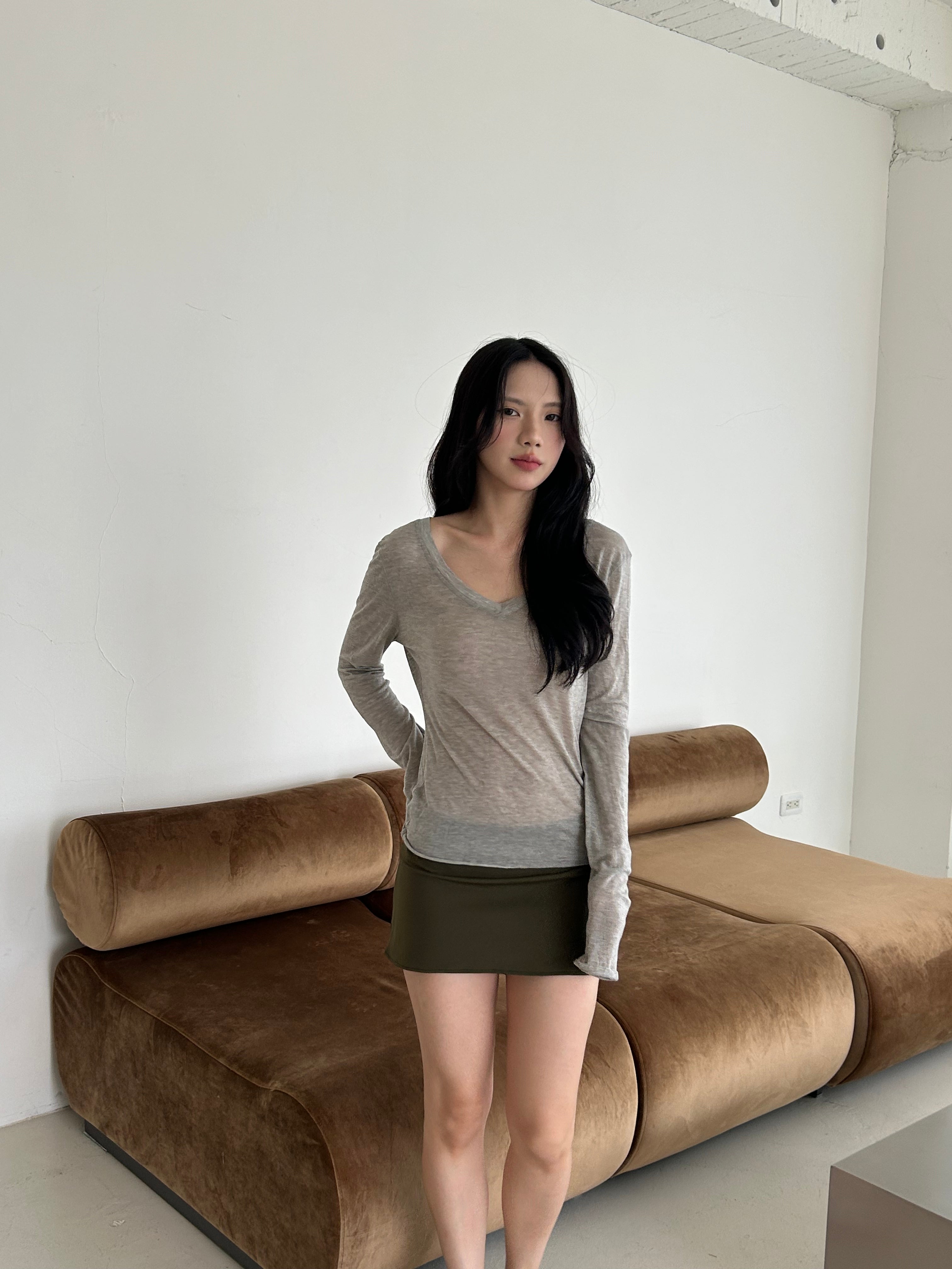 低腰迷你裙<br>Low-Rise Mini Skirt