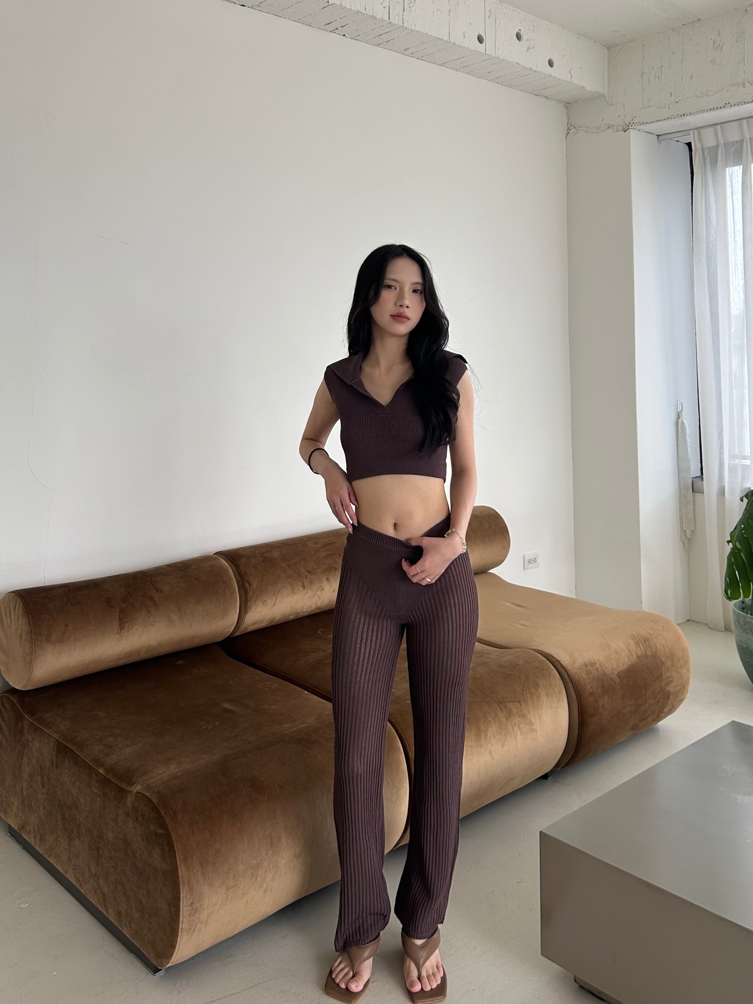 針織簍空九分褲<br>Crochet Long Pants