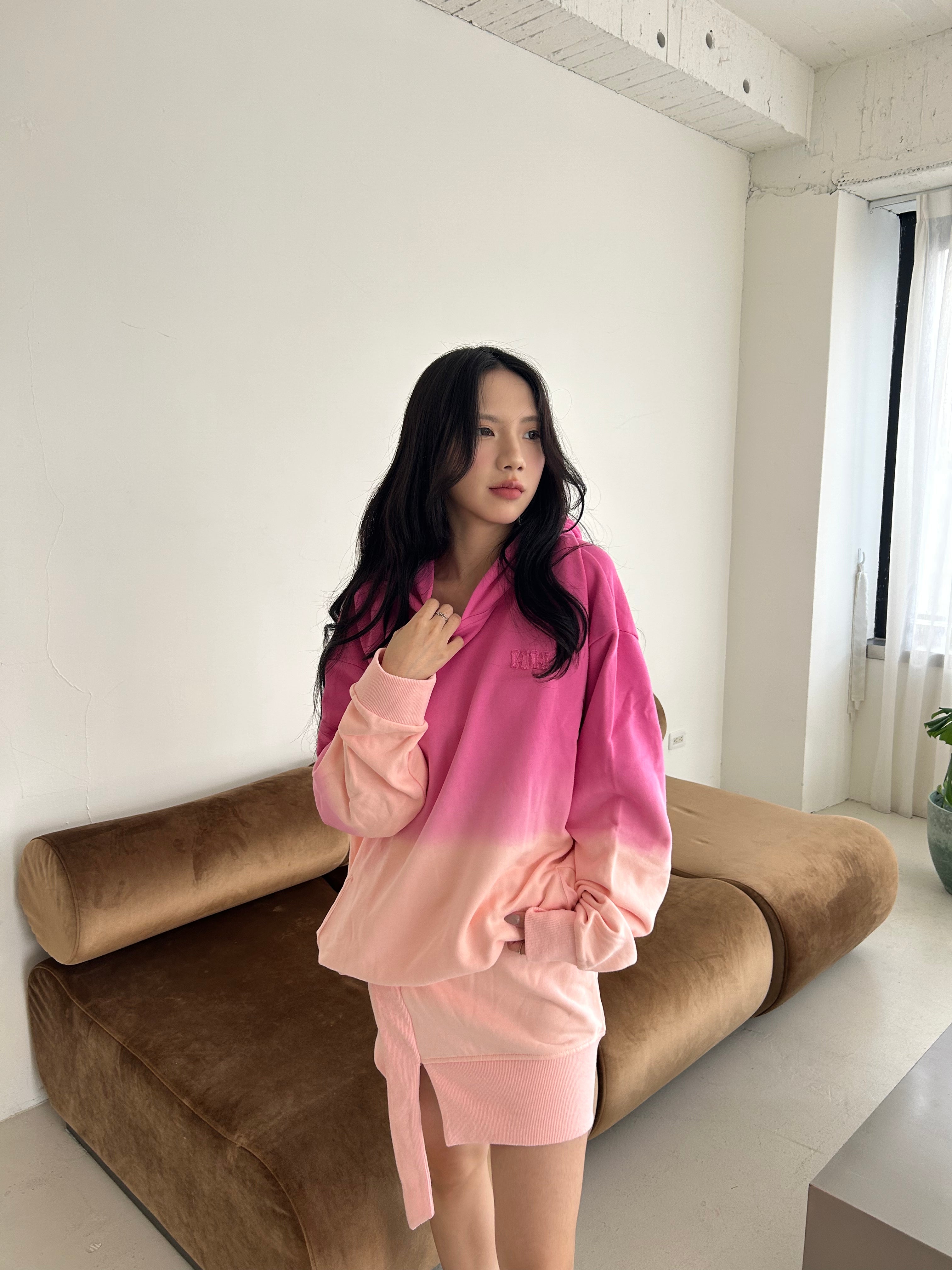 GRADIENT HOODIES