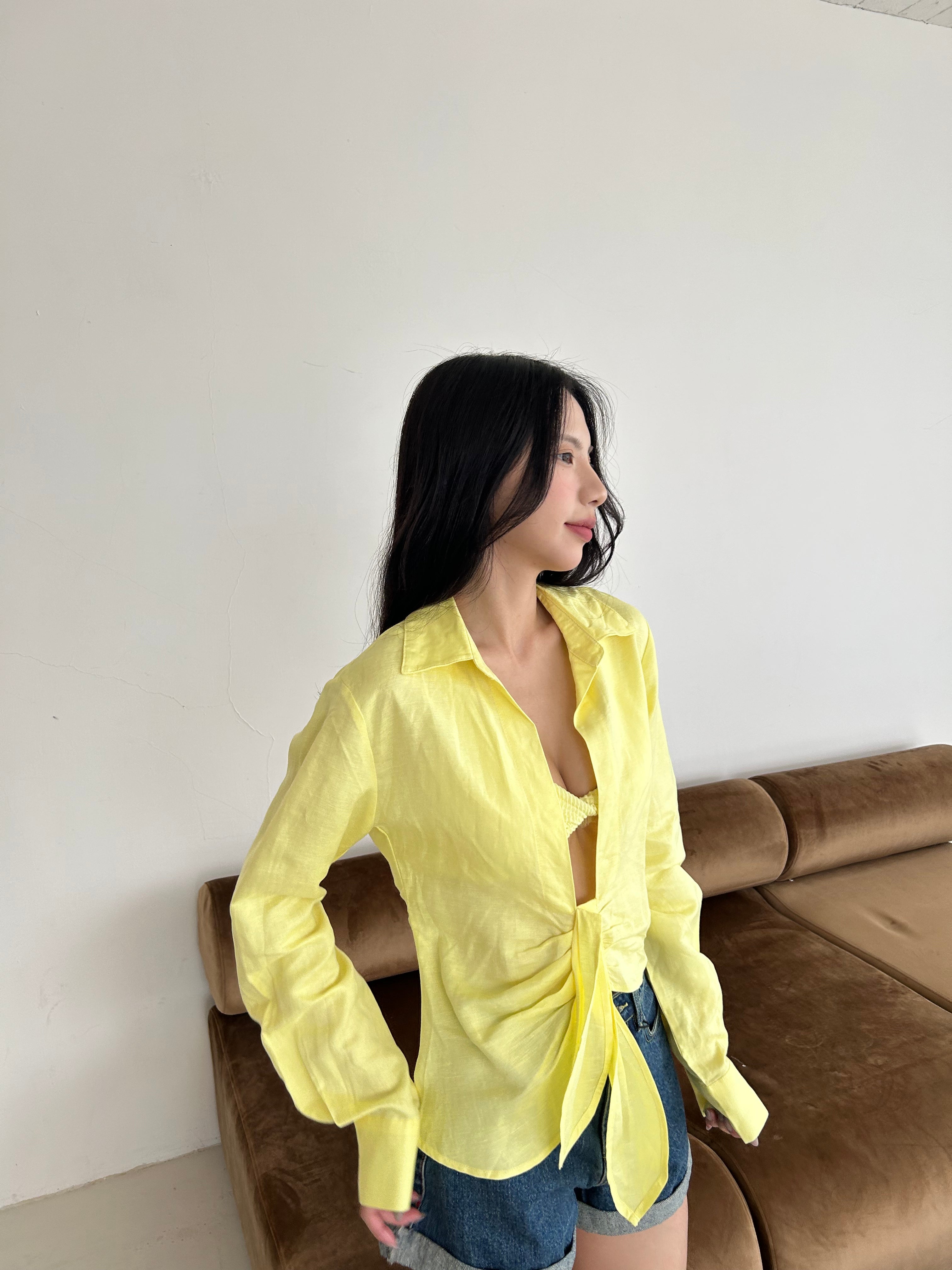 亞麻綁結造型襯衫<br>Linen Blouse