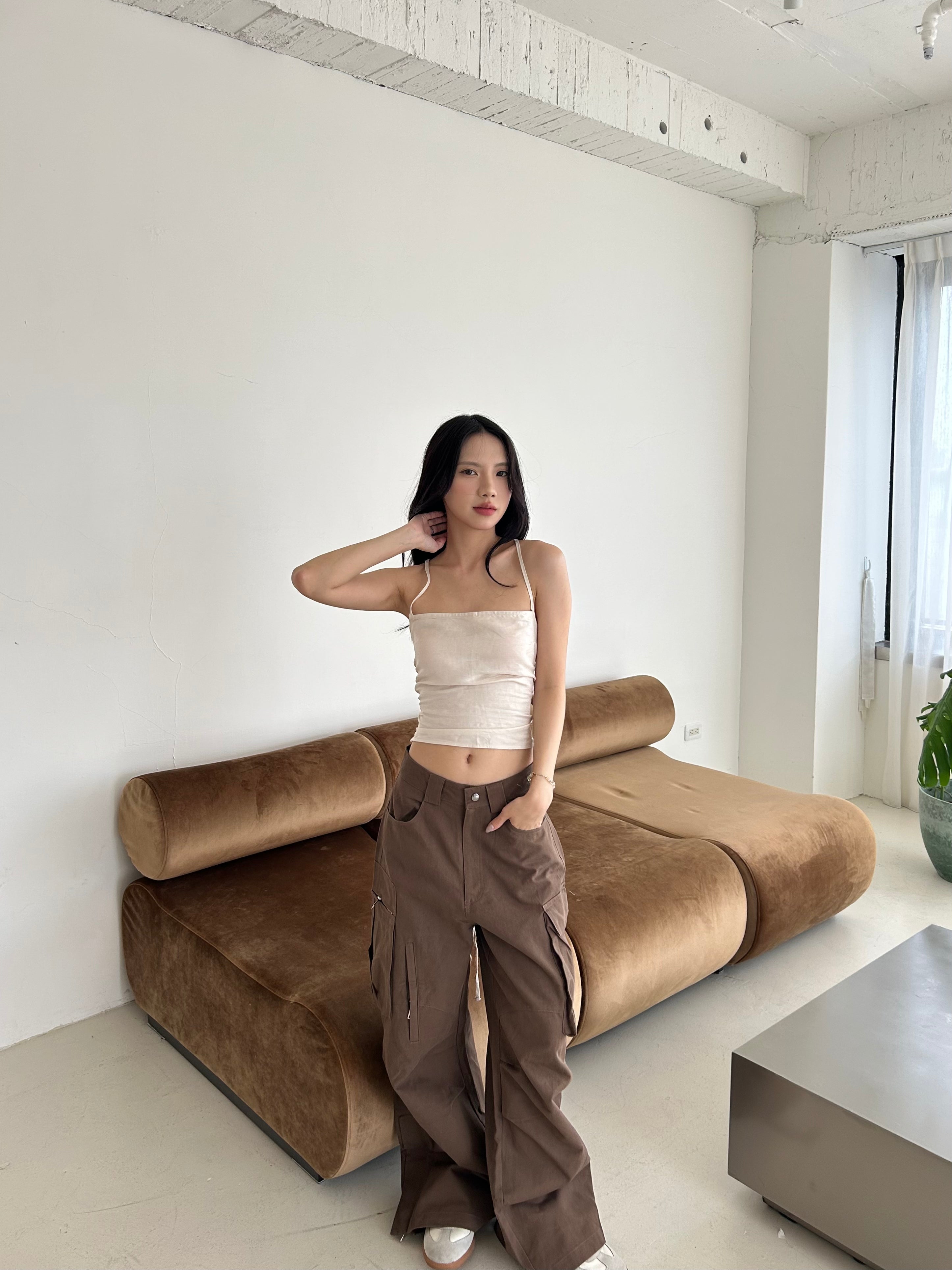 工裝寬褲<br>Wide-Leg Cargo Trousers
