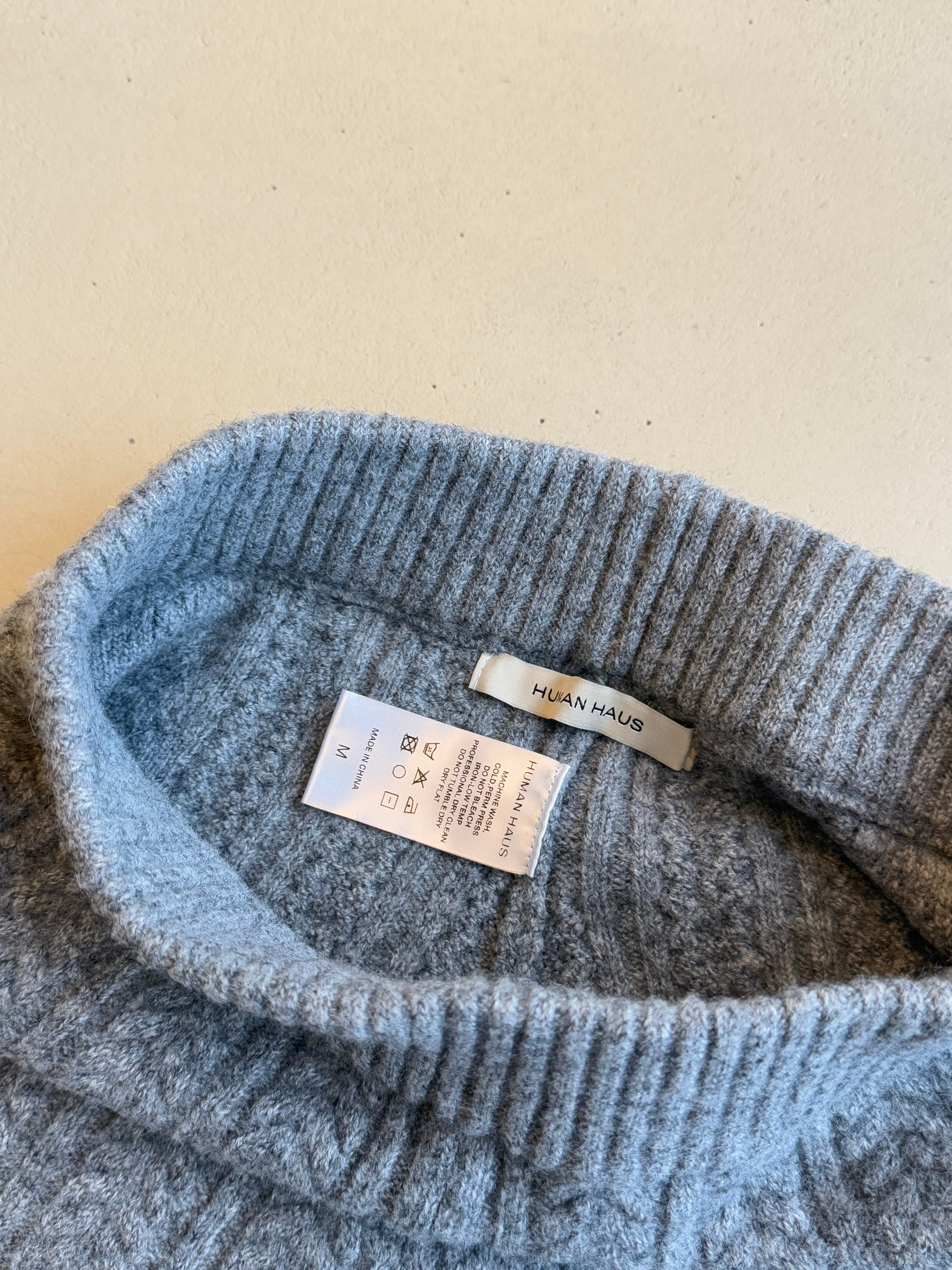 【拍照樣品】Cable Knit Short