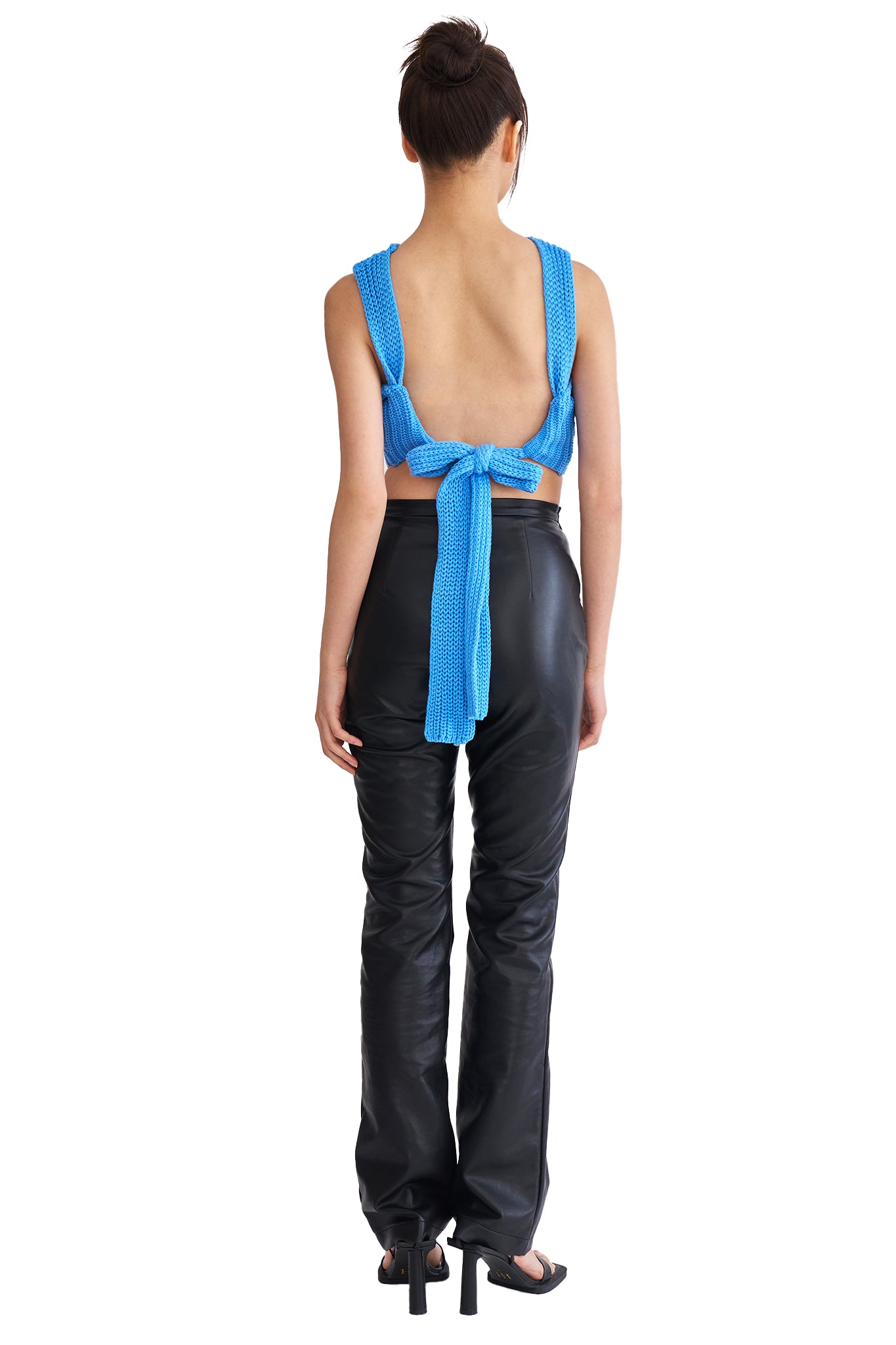 後綁帶針織上衣<br>Tie Back Knit Top