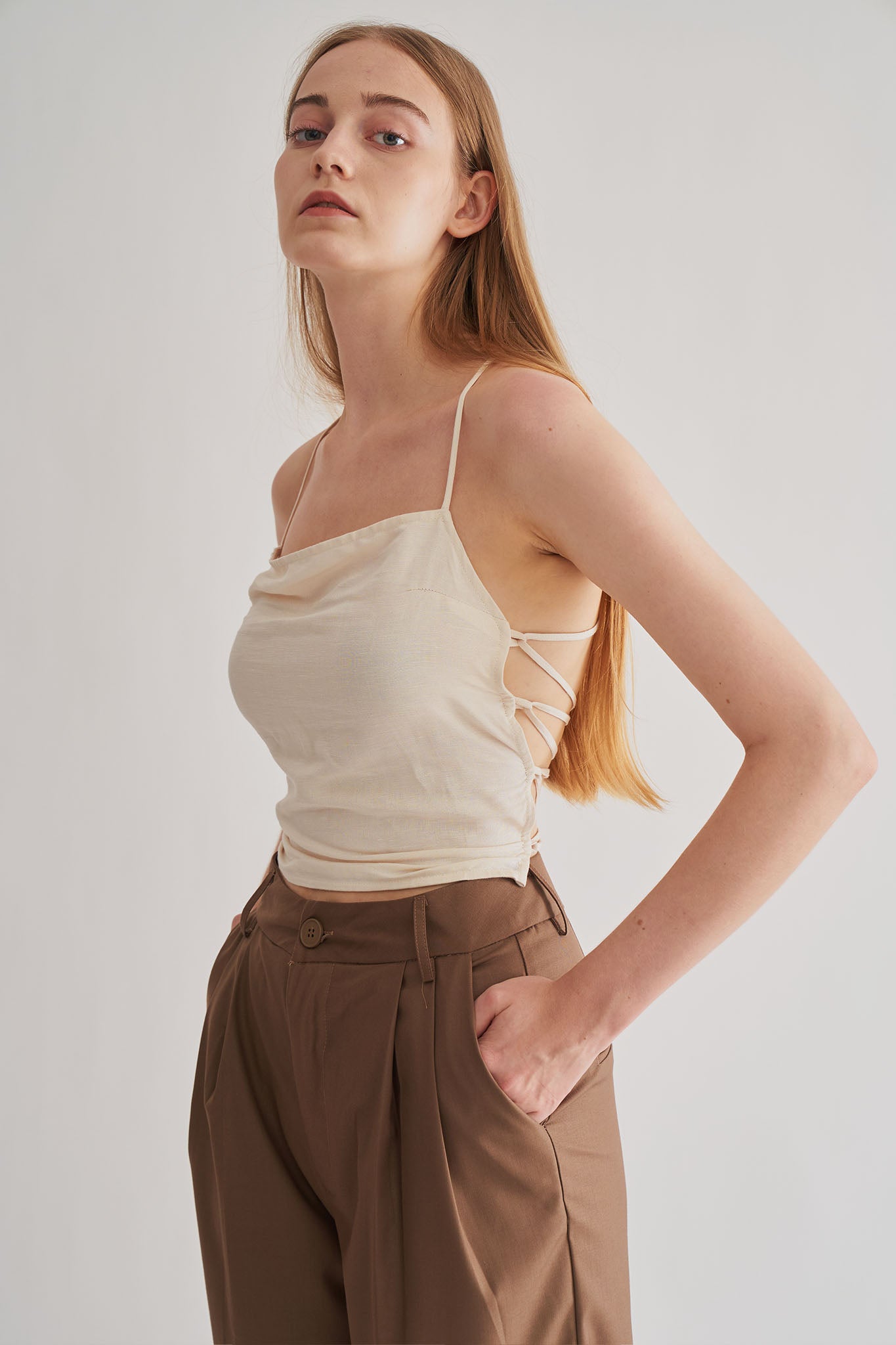 亞麻綁帶背心<br>Linen Cropped Top